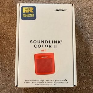 Bose Soundlink Color II Red Bluetooth Speaker NWT